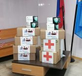 Ульяновские волонтеры благодарят медиков и помогают пожилым (Сюжет УлПравда)