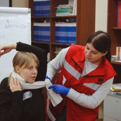 Тренер по первой помощи РКК Диана Захарян приняла участие в обучении добровольцев в республике Карелия