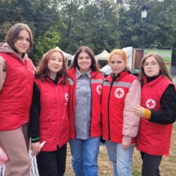 Присоединяйтесь в команду добровольцев Российского Красного Креста!