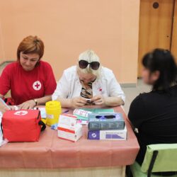 Специалисты отделения выезжают в подразделения УФСИН и рассказывают о профилактике ВИЧ-инфекции